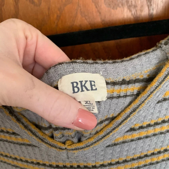 BKE Striped Waffleknit Blouse - Picture 4 of 5